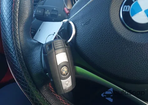 2014 BMW X1 xDrive28I z USA, uszkodzony, nr VIN WBAVL1C54EVY17442